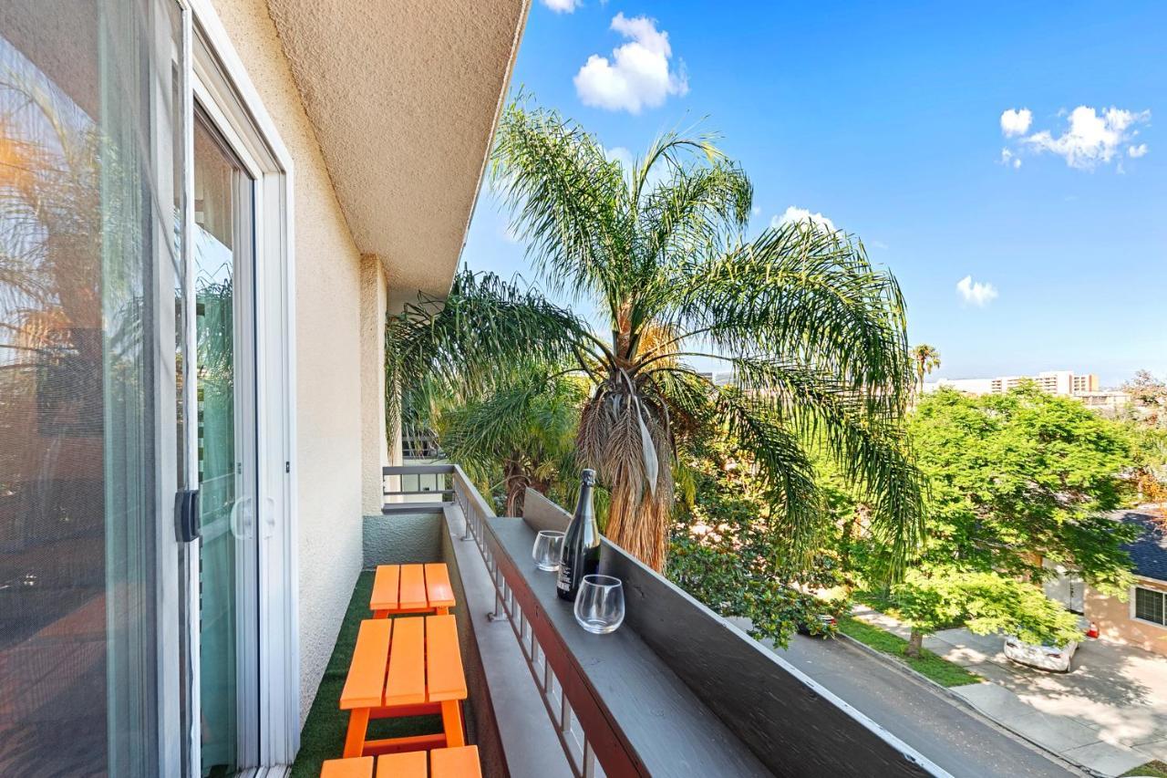 Beverly Hills 2 Bed 2 Bath Penthouse With Den And Parking 414 Los Angeles Exterior photo